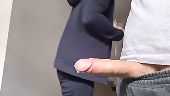 Public Jerk Off Session With A Stranger In The Summer Heat