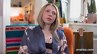 Berlin-Based Songwriter Nelio'S Solo Playtime In Her Shared Space Captured On Camera
