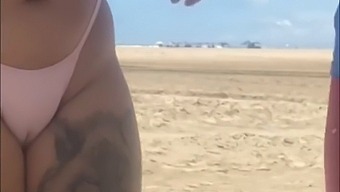 Fui Ao Mar E Encontrei Um Garoto Para Tirar Do Papel I Chose To Go To The Beach And Find A Boy To Have Some Fun With